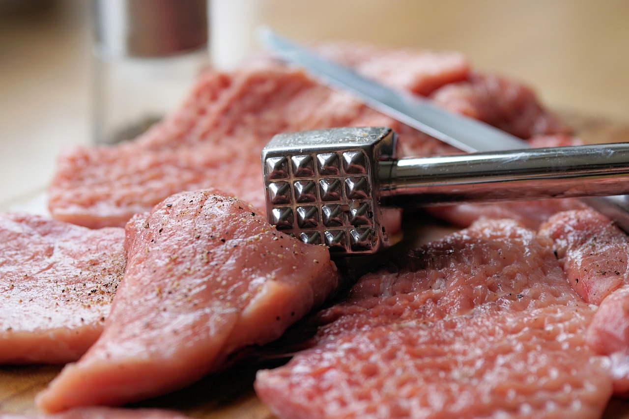 meat hammer, meat tenderizer, schnitzel, flesh, raw, food, cook, meal, pork, kitchen, nourishment, schnitzel, schnitzel, schnitzel, schnitzel, pork, pork, pork, pork, pork